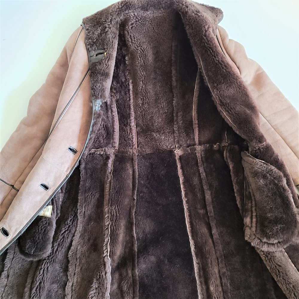 Real shearling/sheepskin Leather Attic Vintage long coat with leather details. - Picture 7 of 16